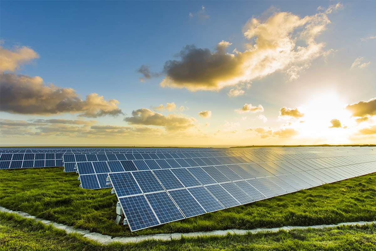 تولید 10 هزار مگاوات انرژی خورشیدی طی چهار سال