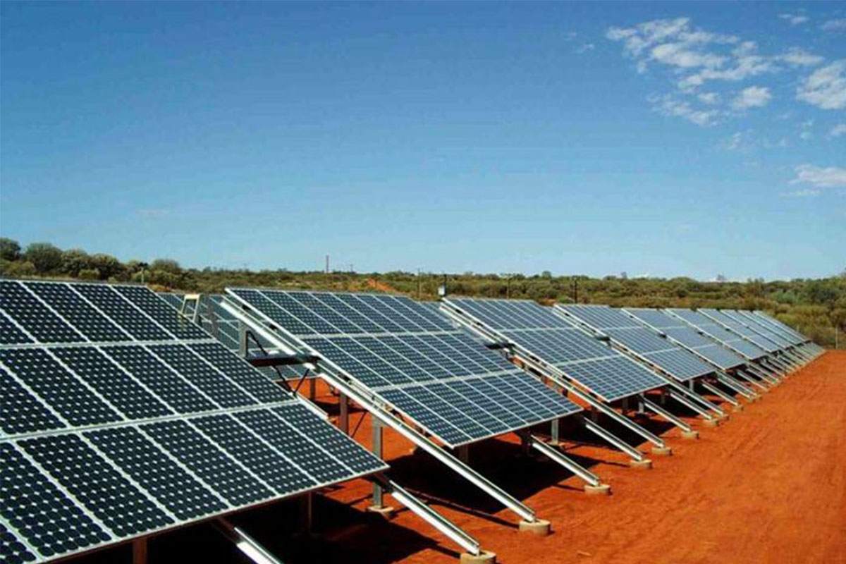 کاشان رتبه نخست تولید برق خورشیدی خانگی در کشور