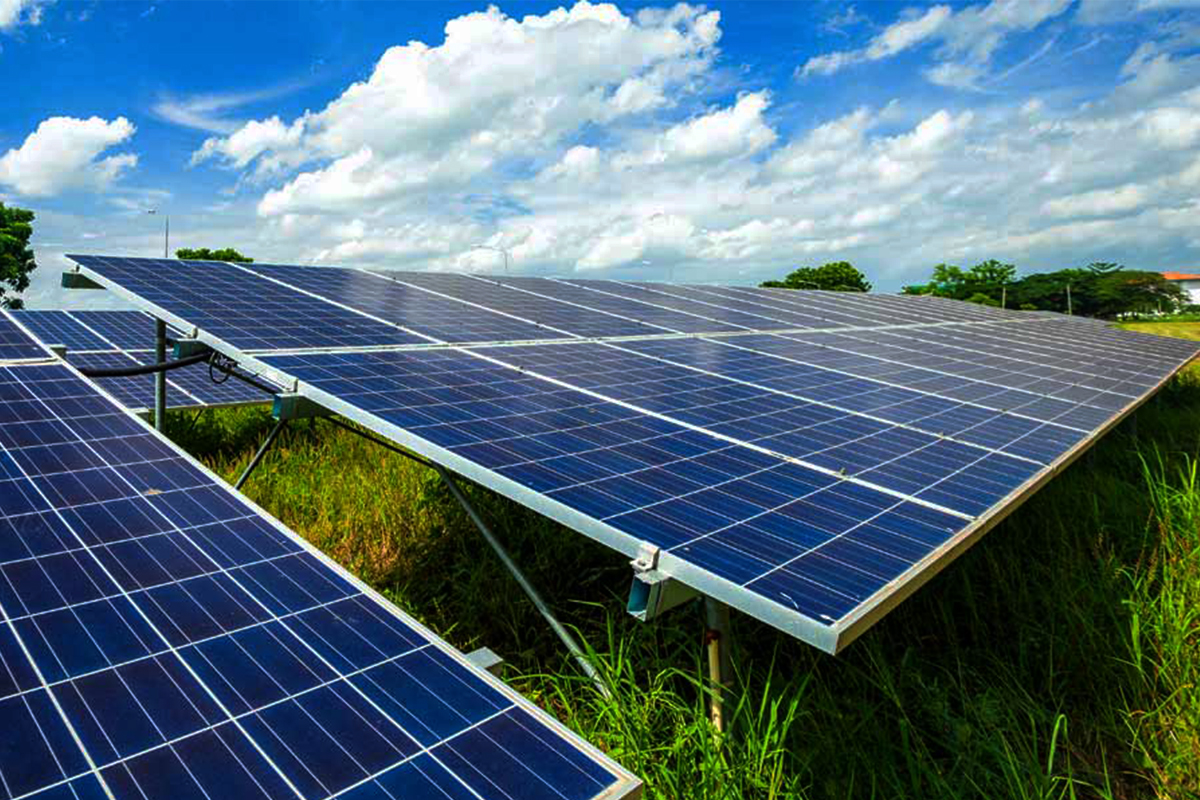 ۲۰۰ نیروگاه خورشیدی پنج کیلوواتی در اردبیل راه اندازی می شود