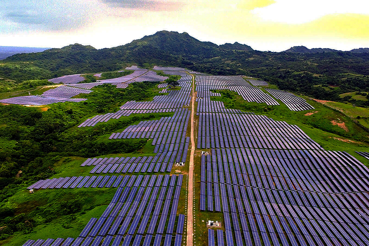 همایش هم اندیشی توسعه نیروگاه های خورشیدی حمایتی در ساتبا